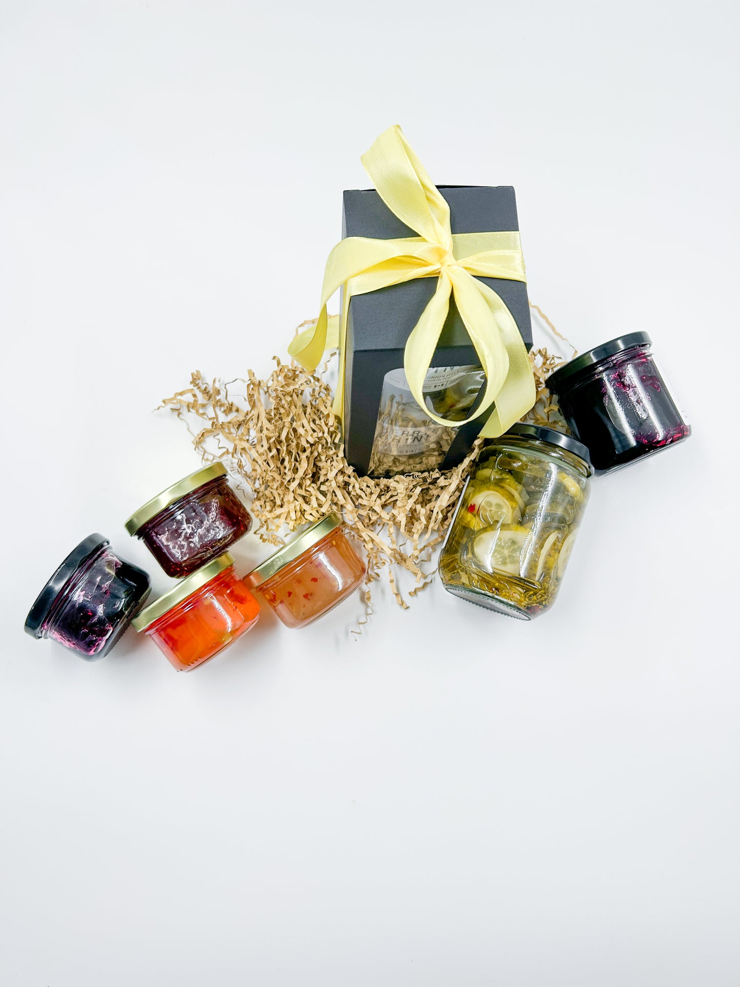 Sweet Onion Jelly & Garlic Dill Pickle Slices Gift Set